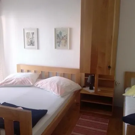 Apartman Near The Ines