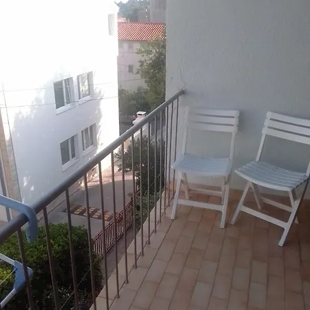 Near The Ines Apartman Makarska