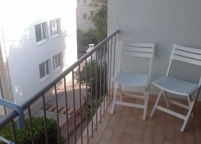 Near The Ines Daire Makarska